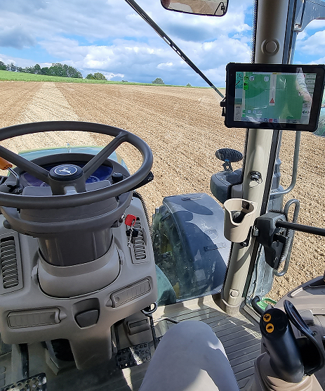 Aplikacja agroOSA w języku polskim – nawigacja i sterowanie w FarmPortal