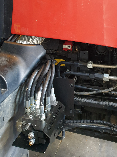 Zawór automatycznego sterowania pojazdem – agroOSA rolnictwo precyzyjne